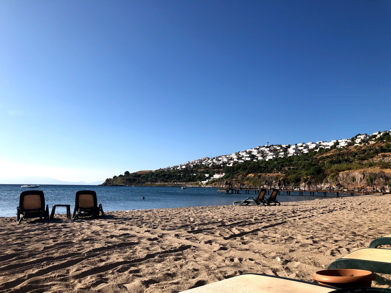 Photo of Kairaba beach - popular place among relax connoisseurs