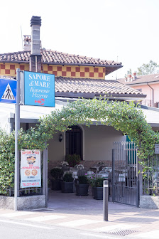Ristorante Pizzeria Sapore di Mare con Tavoli Giardino Via Roma, 30, 26854 Muzza di Cornegliano Laudense LO, Italia