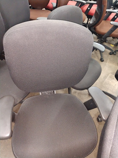 Used Office Furniture Store «Tri-State Office Furniture, Inc.», reviews and photos, 1 Sexton Rd, McKees Rocks, PA 15136, USA