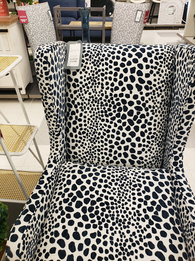 Department Store «T.J. Maxx and HomeGoods», reviews and photos, 7349 Lemont Rd, Downers Grove, IL 60516, USA