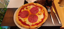 Plats et boissons du Restaurant Pizza Di Napoli à Paris - n°14