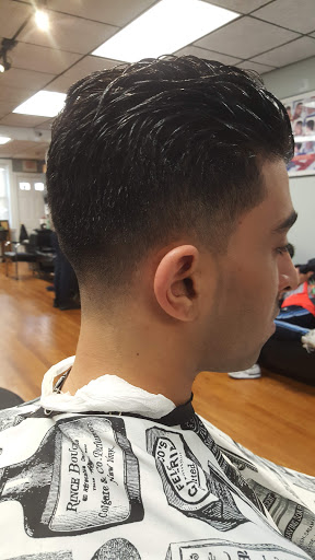 Barber Shop «Eduardo Barber Shop», reviews and photos, 57 Park Hill Ave, Yonkers, NY 10701, USA
