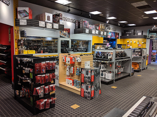 Guitar Center image