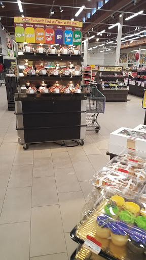 Grocery Store «Acme Fresh Market No. 1», reviews and photos, 1835 W Market St, Akron, OH 44313, USA