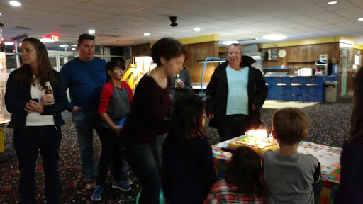 Bowling Alley «Lucky Strike Lanes Inc», reviews and photos, 185 Stafford Rd, Mansfield Center, CT 06250, USA