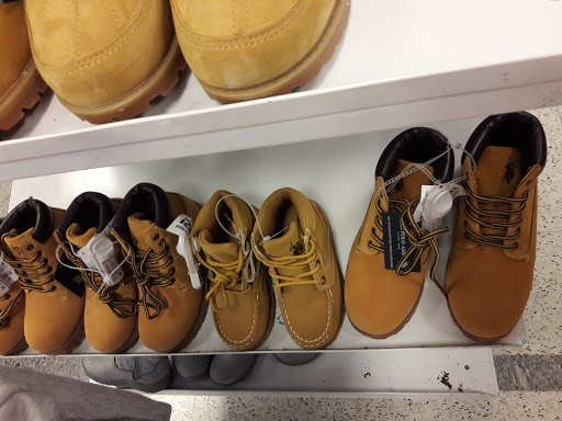 Clothing Store «Ross Dress for Less», reviews and photos, 3730 W McFadden Ave, Santa Ana, CA 92704, USA