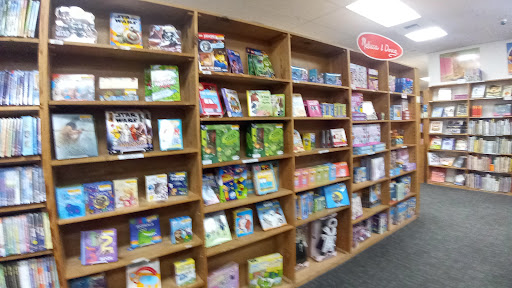 Book Store «Half Price Books», reviews and photos, 1321 SE Everett Mall Way, Everett, WA 98208, USA