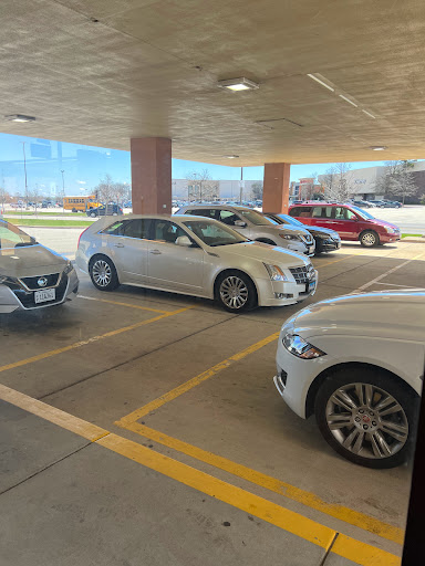 Tire Shop «Firestone Complete Auto Care», reviews and photos, 1755 E Golf Rd, Schaumburg, IL 60173, USA