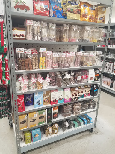 Home Goods Store «Tuesday Morning», reviews and photos, 1171 Maryland Ave, Hagerstown, MD 21740, USA