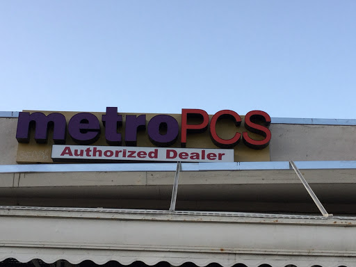 Cell Phone Store «MetroPCS Authorized Dealer», reviews and photos, 219 E Maude Ave, Sunnyvale, CA 94086, USA