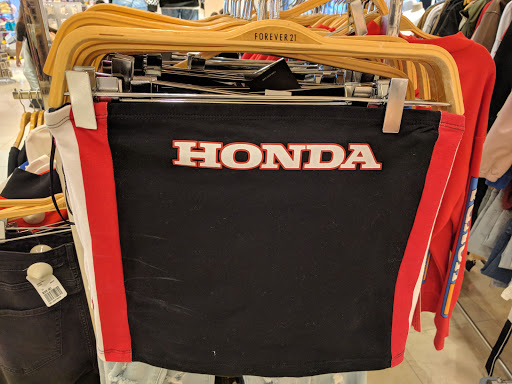 Clothing Store «Forever 21», reviews and photos, 757 Spectrum Center Dr, Irvine, CA 92618, USA