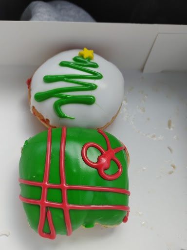 Bakery «Krispy Kreme Doughnuts», reviews and photos, 2128 W Brandon Blvd, Brandon, FL 33511, USA