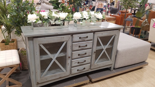 Department Store «HomeGoods», reviews and photos, 2718 Hylan Blvd, Staten Island, NY 10306, USA