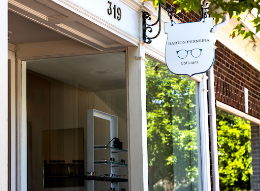 Barton Perreira, 421 Nichols Rd, Kansas City, MO 64112, USA, 