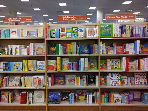 Barnes & Noble image