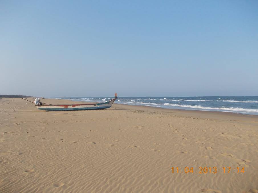 Fotografija Gangapatnam Beach z dolga ravna obala