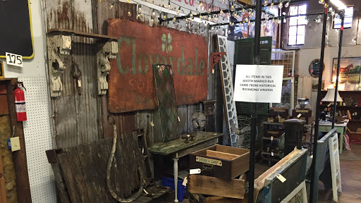 Antique Furniture Store «Old American Barn», reviews and photos, 107 Martinsburg Ave, Gordonsville, VA 22942, USA