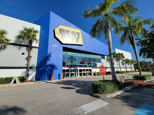 Electronics Store «Best Buy», reviews and photos, 1880 Palm Beach Lakes Blvd, West Palm Beach, FL 33401, USA