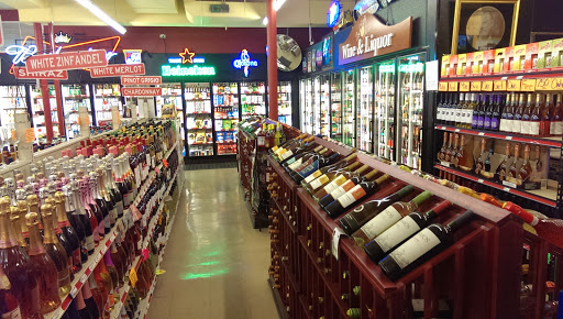 Liquor Store «I & S Wine And Spirits», reviews and photos, 1025 W 63rd St, Chicago, IL 60621, USA