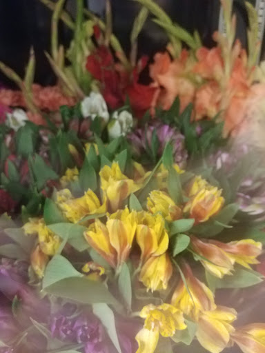 Florist «Victorian Rose Florist», reviews and photos, 53 Main St, Hebron, CT 06248, USA