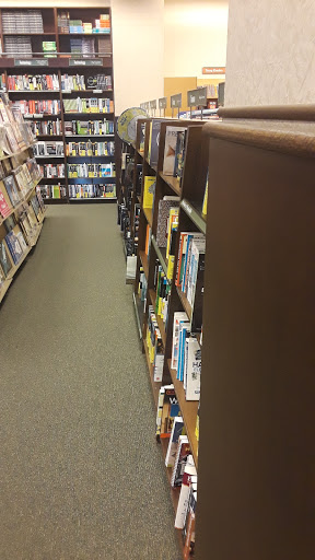 Book Store «Barnes & Noble Booksellers Crabtree Mall», reviews and photos, 4325 Glenwood Ave, Raleigh, NC 27612, USA