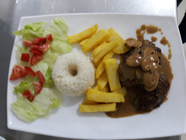 Opiniones de Parrillada el Gaucho en Baquerizo Moreno - Restaurante