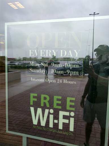 Book Store «Barnes & Noble», reviews and photos, 3120 Fairlane Dr, Allen Park, MI 48101, USA