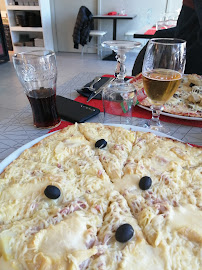 Plats et boissons du Pizzas à emporter Pizza Occitane à Pezens - n°3