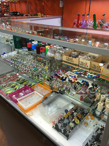 Cigar Shop «7h SMOKE SHOP», reviews and photos, 4520 Matlock Rd #300, Arlington, TX 76018, USA