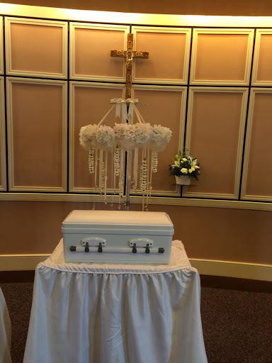 Florist «Village Flowers & Gifts», reviews and photos, 527 W Lodi Ave, Lodi, CA 95242, USA