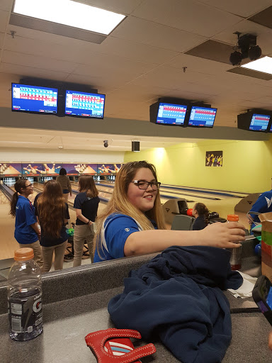 Bowling Alley «Vista Lanes Bowling Center», reviews and photos, 550 Oriskany Blvd, Yorkville, NY 13495, USA