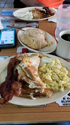 Bowling Alley «Blanco Bowling Club», reviews and photos, 310 4th St, Blanco, TX 78606, USA