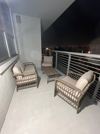 Furniture Store «American Freight Furniture and Mattress», reviews and photos, 3600 N 29th Ave, Hollywood, FL 33020, USA