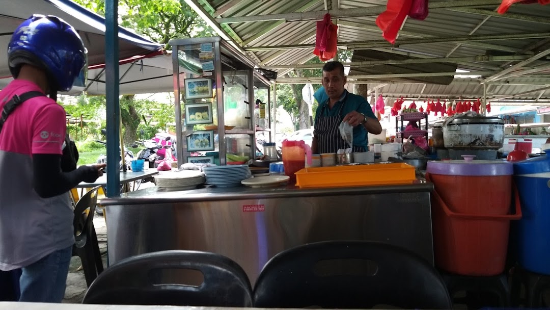 Nasi Ayam Desa Cemerlang