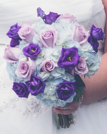 Florist «Connells Maple Lee Flower & Gifts», reviews and photos, 3014 E Broad St, Columbus, OH 43209, USA