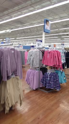 Department Store «Walmart Supercenter», reviews and photos, 3003 N Highway 61, Muscatine, IA 52761, USA