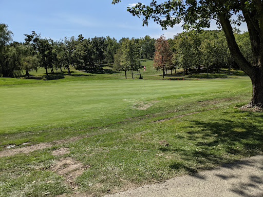 Country Club «Hickory Hills Country Club», reviews and photos, 8201 95th St, Hickory Hills, IL 60457, USA