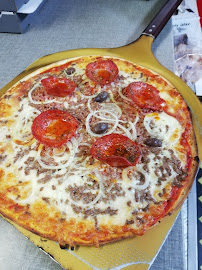 Photos du propriétaire du Pizzas à emporter Pizza a emporter ''La Pizzaiola'' bus anglais pizzeria à Peymeinade - n°16