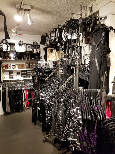 Tiendas de ropa gotica en Seattle 10※