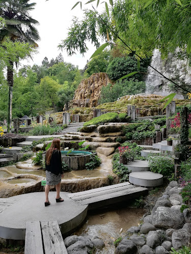 Jardin des Fontaines Pétrifiantes à La Sône