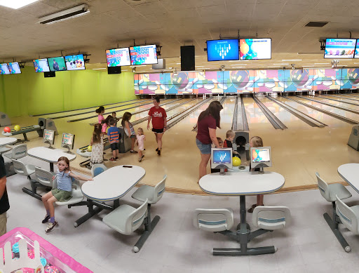 Bowling Alley «La Ru Bowling Lanes», reviews and photos, 2443 Alexandria Pike, Highland Heights, KY 41076, USA