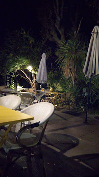 Atmosphère du Restaurant Le Jardin à Le Muy - n°16