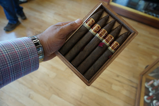 Tobacco Shop «Old Virginia Tobacco Company», reviews and photos, 6397 Seven Corners Center, Falls Church, VA 22044, USA