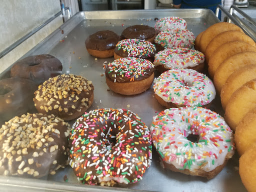 Donut Shop «K C Donut Store», reviews and photos, 8106 Brodie Ln, Austin, TX 78745, USA