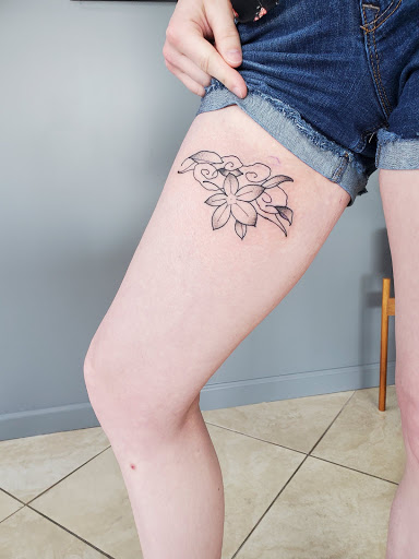 Tattoo Shop «Studio 13 Tattoo», reviews and photos, 416 W Coliseum Blvd, Fort Wayne, IN 46805, USA