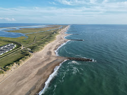 Foto de Agger Tange Beach - lugar popular entre os apreciadores de relaxamento