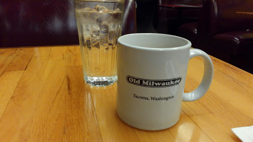 Cafe «Old Milwaukee Cafe & Dessert Co», reviews and photos, 3102 6th Ave, Tacoma, WA 98406, USA