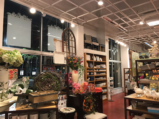 Home Goods Store «Pier 1 Imports», reviews and photos, 1130 5th St, Miami Beach, FL 33139, USA