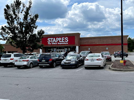 Office Supply Store «Staples», reviews and photos, 8913 Town and Country Cir, Knoxville, TN 37922, USA