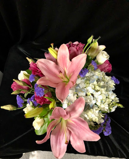 Florist «Skyway Creations», reviews and photos, 1407 S 8th St, Colorado Springs, CO 80905, USA